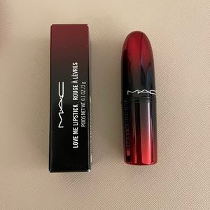 MAC E for Effortless lipstick